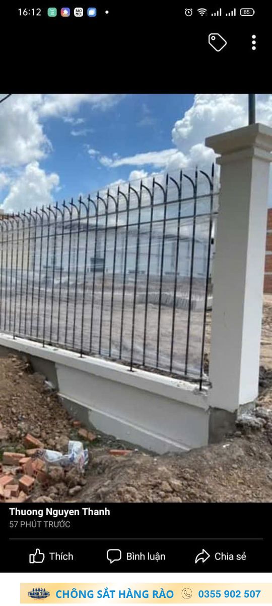 Chông sắt lắp trên hàng rào thực tế